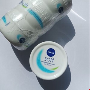 کرم مرطوب کننده دست و صورت نیوا مدل سافت